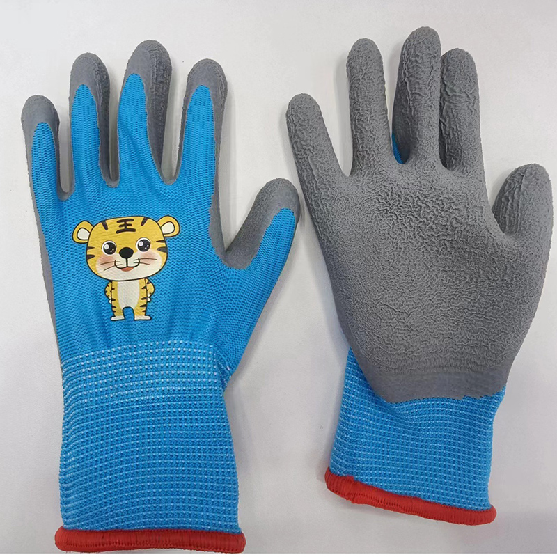 Polyester-Feinstrickhandschuhe mit Nitril-Schaumbeschichtung